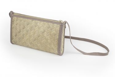 bandolera de rafia cinta color beige oscuro