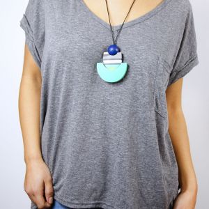  BIV7-6431-CO RESIN NECKLACES
