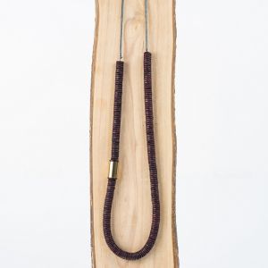Foto principal Collar Tubular de madera con pieza metálica