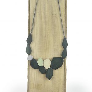  Collar colmena WOOD, STONE AND RESIN NECKLACES FOR WOMEN