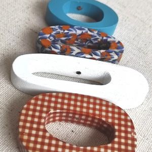  Colgante de 4 piezas ovaladas con prints en naranja COLLARES DECOUPAGE MADERA-RESINA